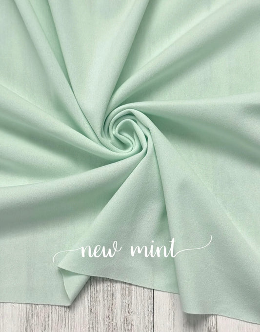 Mint crepe